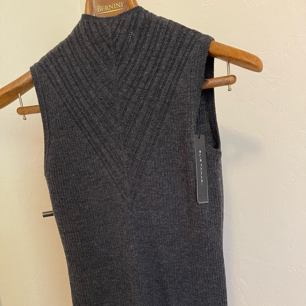 Designer top - Picture 2 of 3